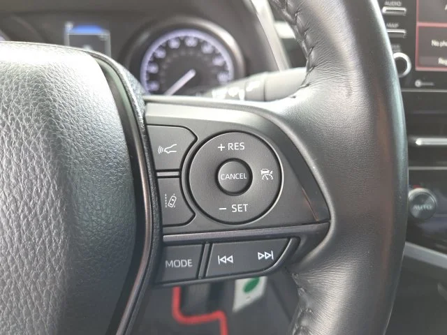 Used 2022 Silver Toyota SE image 29