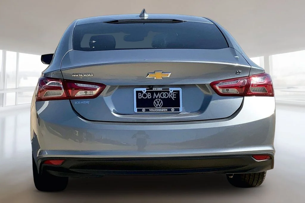 Used 2023 Sterling Gray Metallic Chevrolet LT image 4