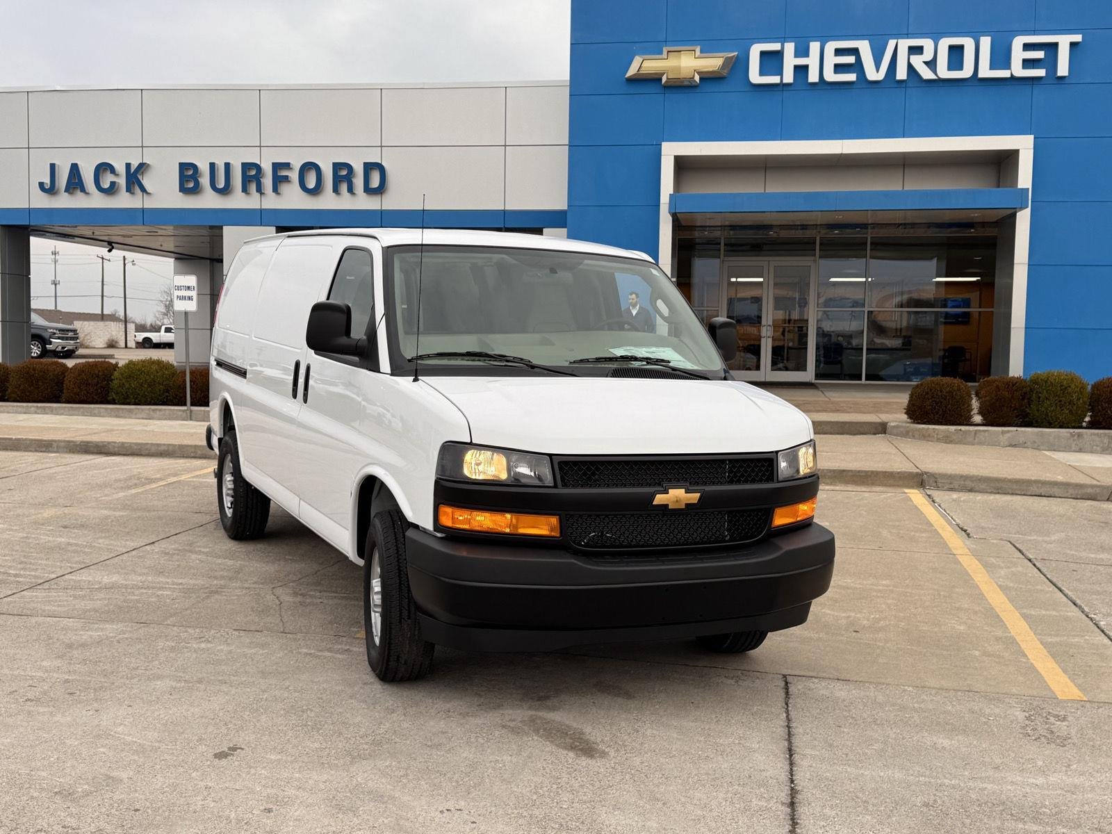 2026 Chevrolet Express Cargo