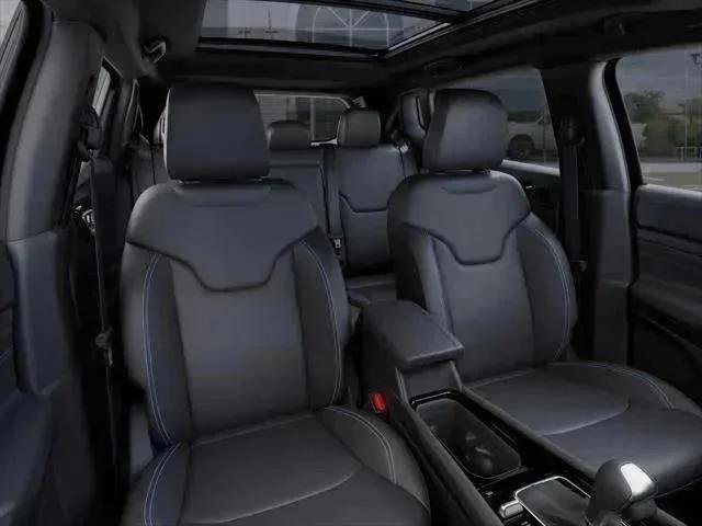 2025 Jeep Compass Limited - Photo 23
