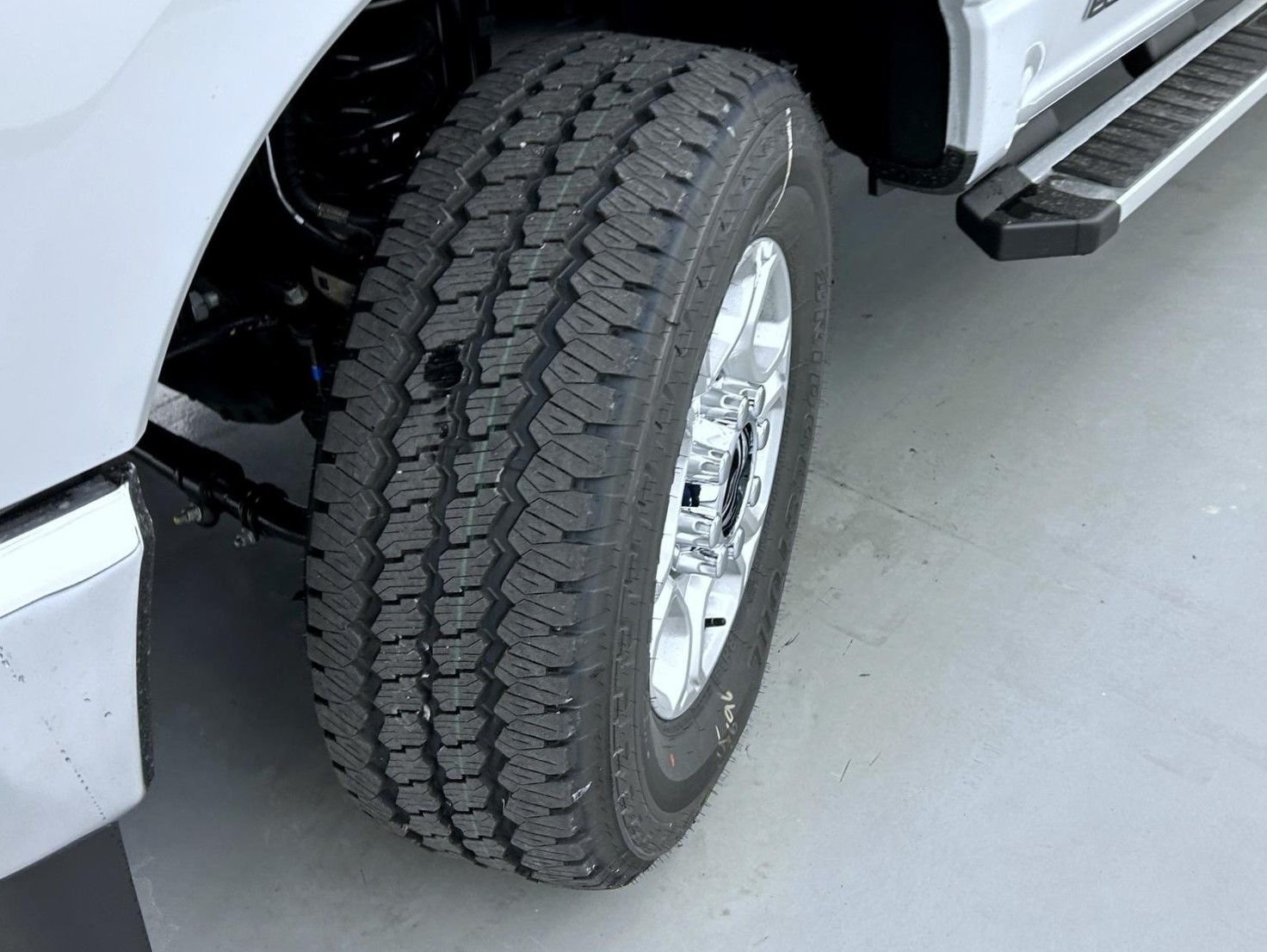 New 2026 Avalanche Ford XLT image 23