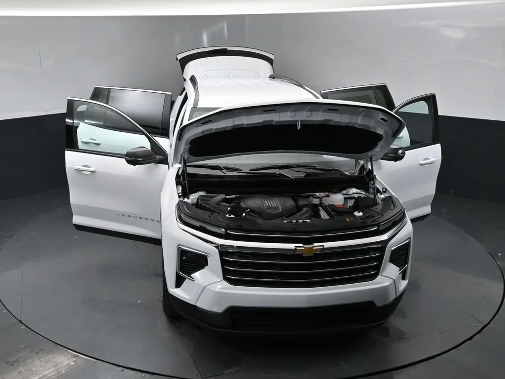 New 2026 Summit White Chevrolet LT image 54