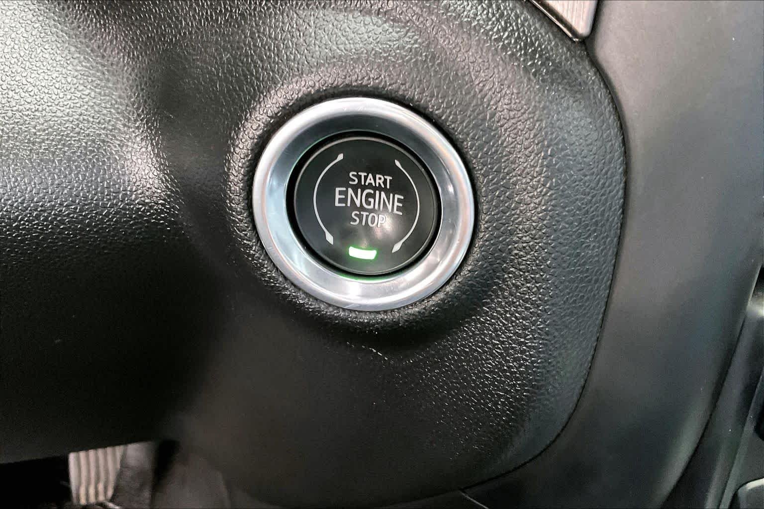 Used 2020 Carbon Black Metallic GMC AT4 image 35