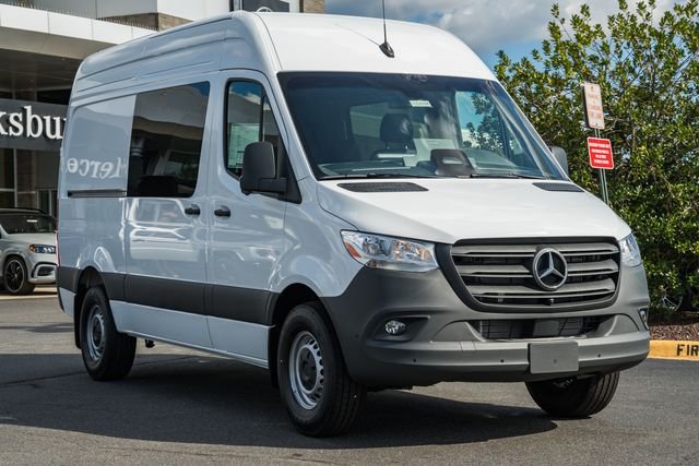 New 2026 Arctic White Mercedes-Benz Crew 144 WB image 1