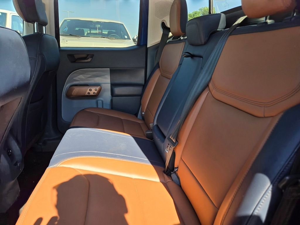 Used 2023 Atlas Blue Metallic Ford Lariat image 28