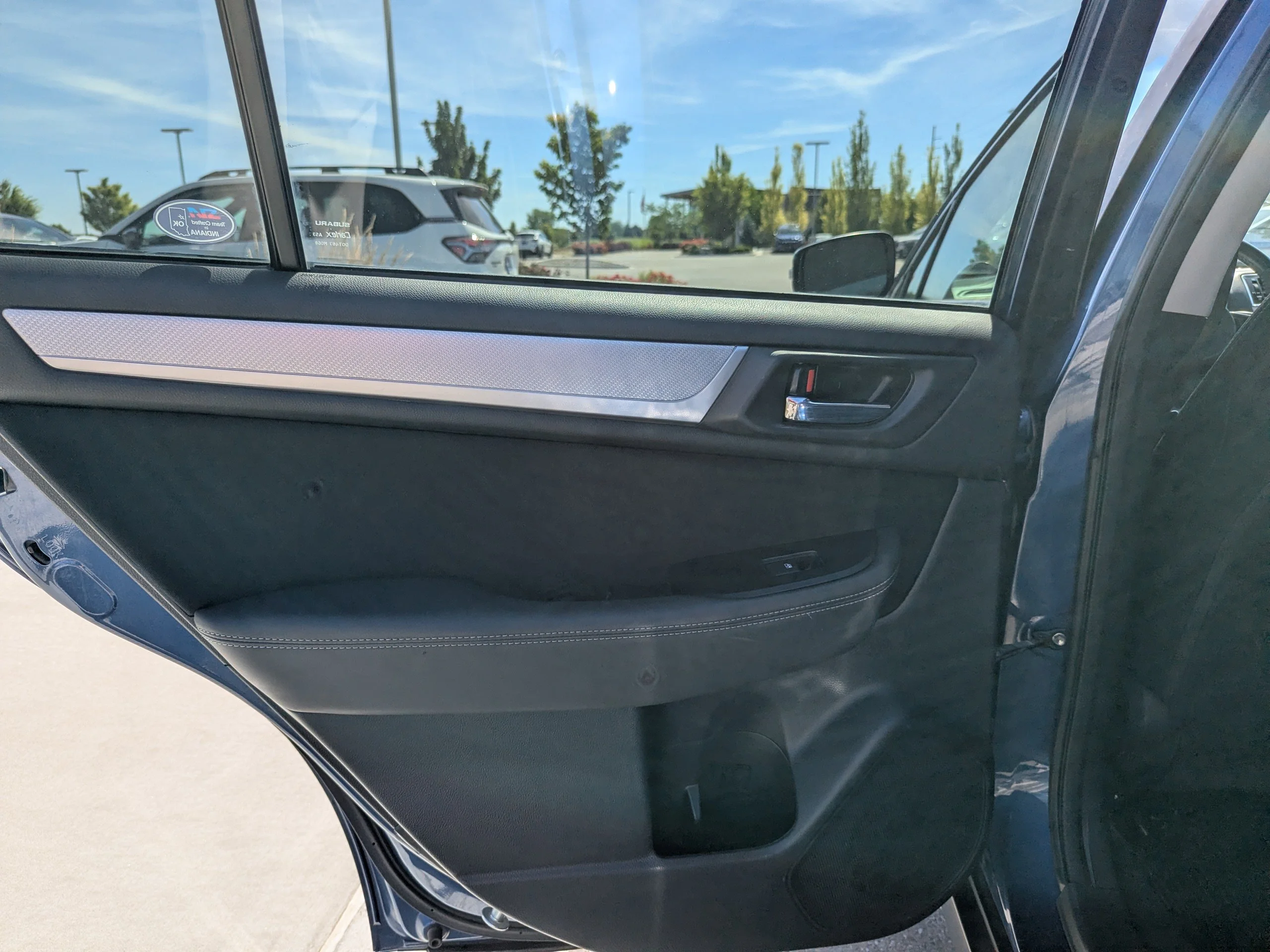 Used 2019 Abyss Blue Pearl Subaru Premium image 28