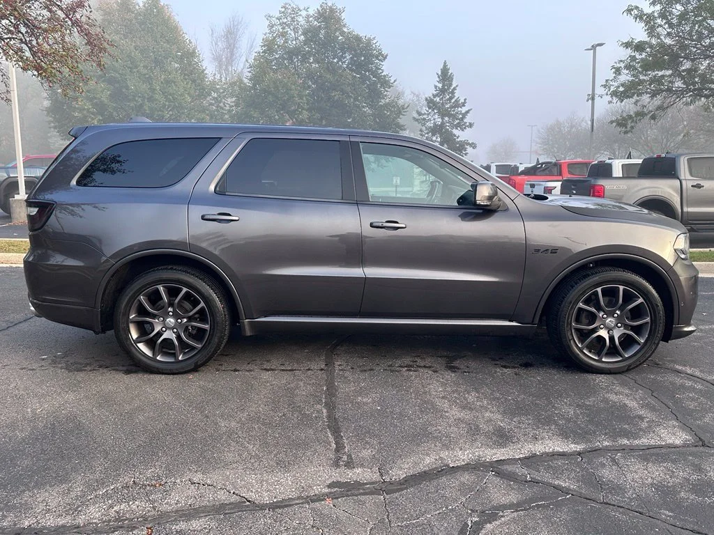Used 2018 Granite Clearcoat Dodge R/T image 4