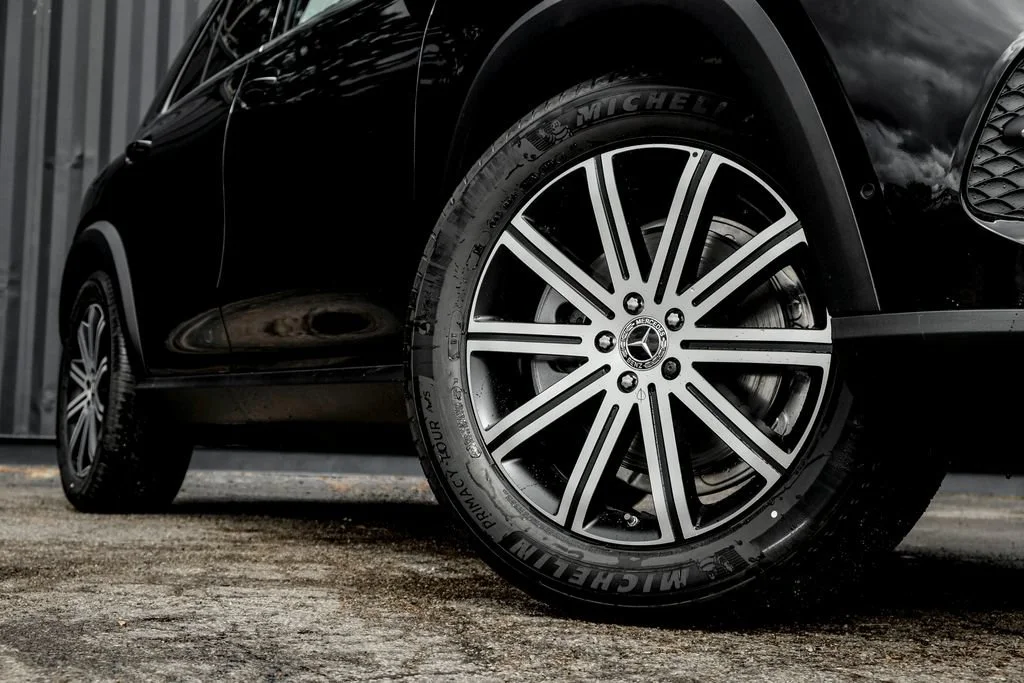 New 2026 Black Mercedes-Benz GLE 350 image 43