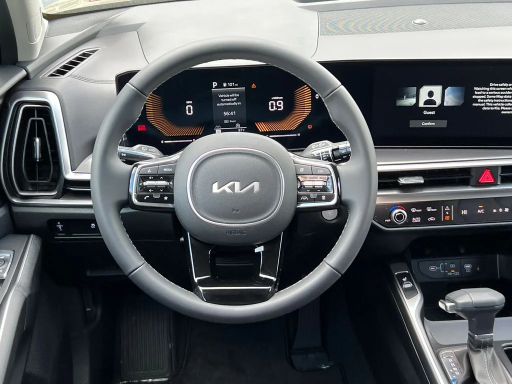 2025 Kia Sorento S - Photo 24