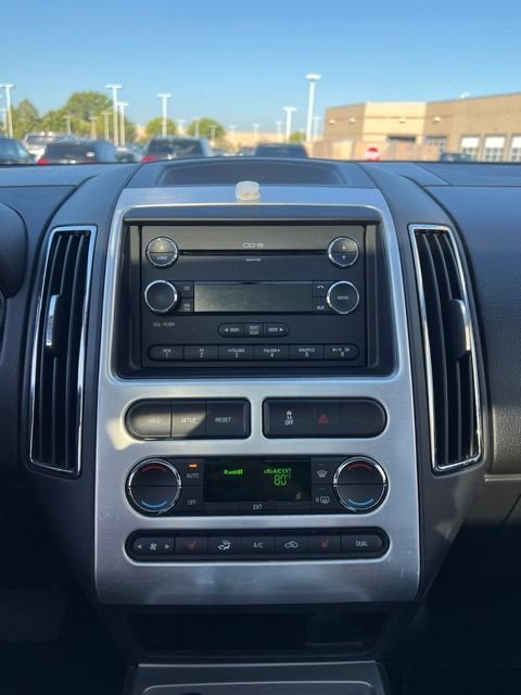 Used 2009 Gray Ford Limited image 7