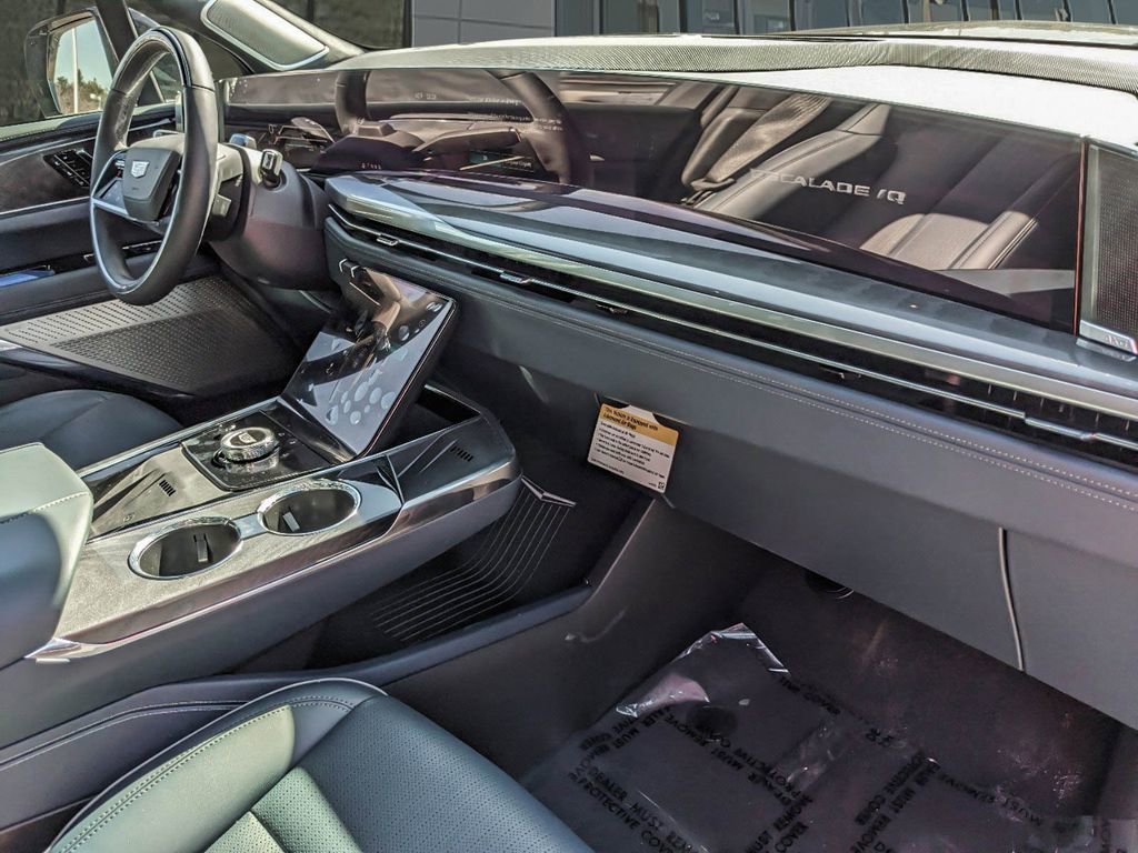 2025 Cadillac Escalade IQ Sport 2 - Photo 24