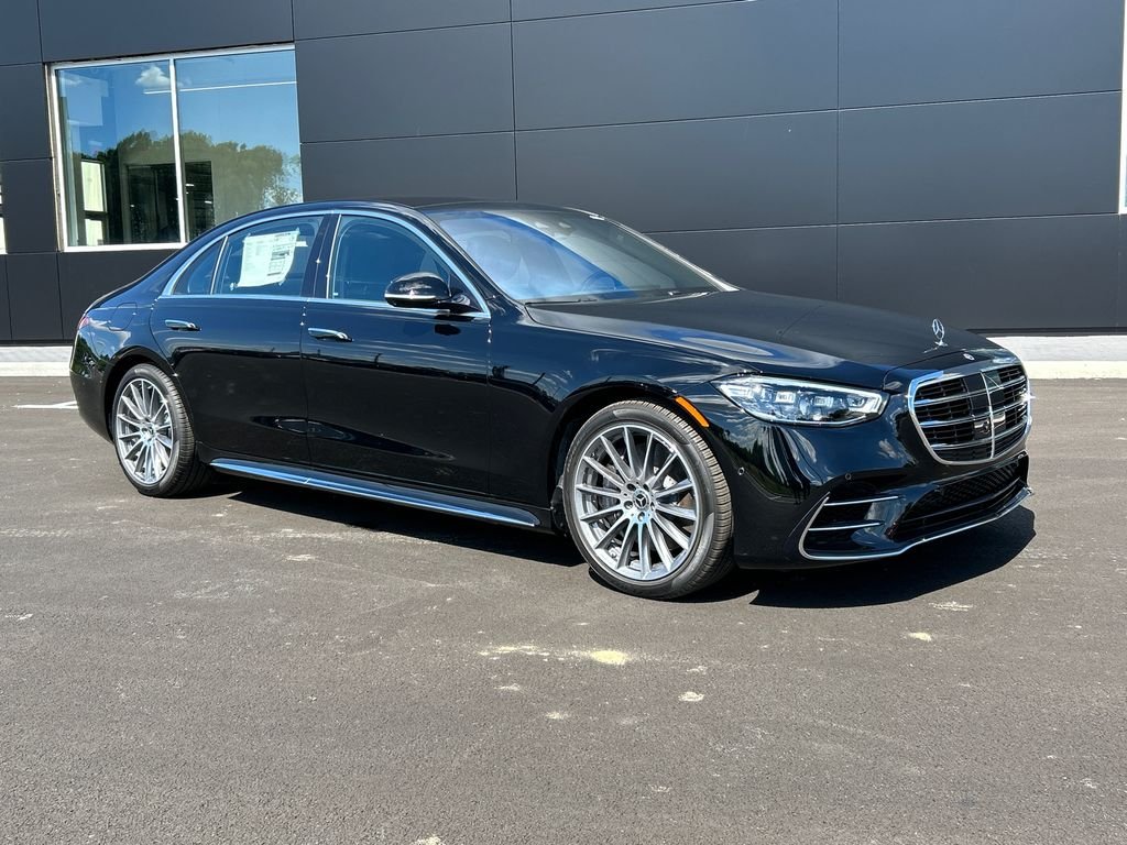 New 2026 Black Mercedes-Benz S580 image 2