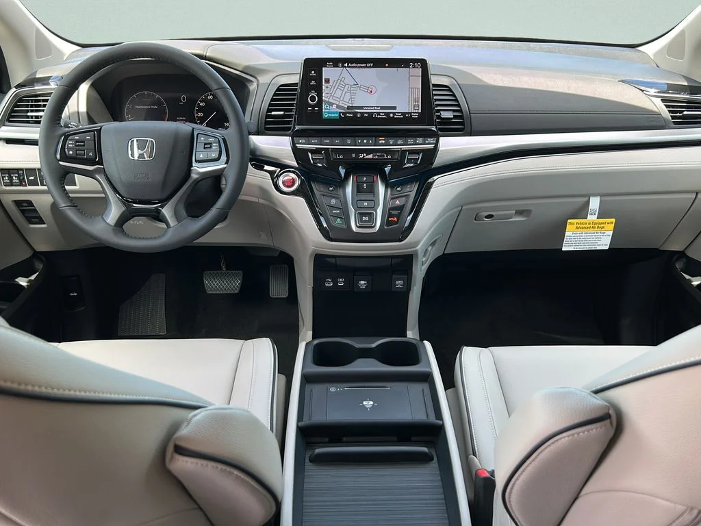New 2027 Modern Steel Metallic Honda Touring image 14