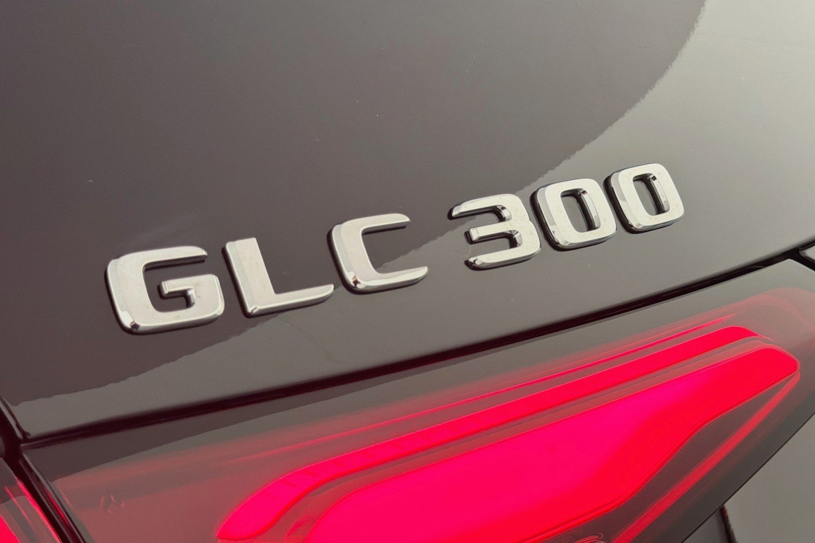 New 2026 Black Mercedes-Benz GLC 300 SUV image 8