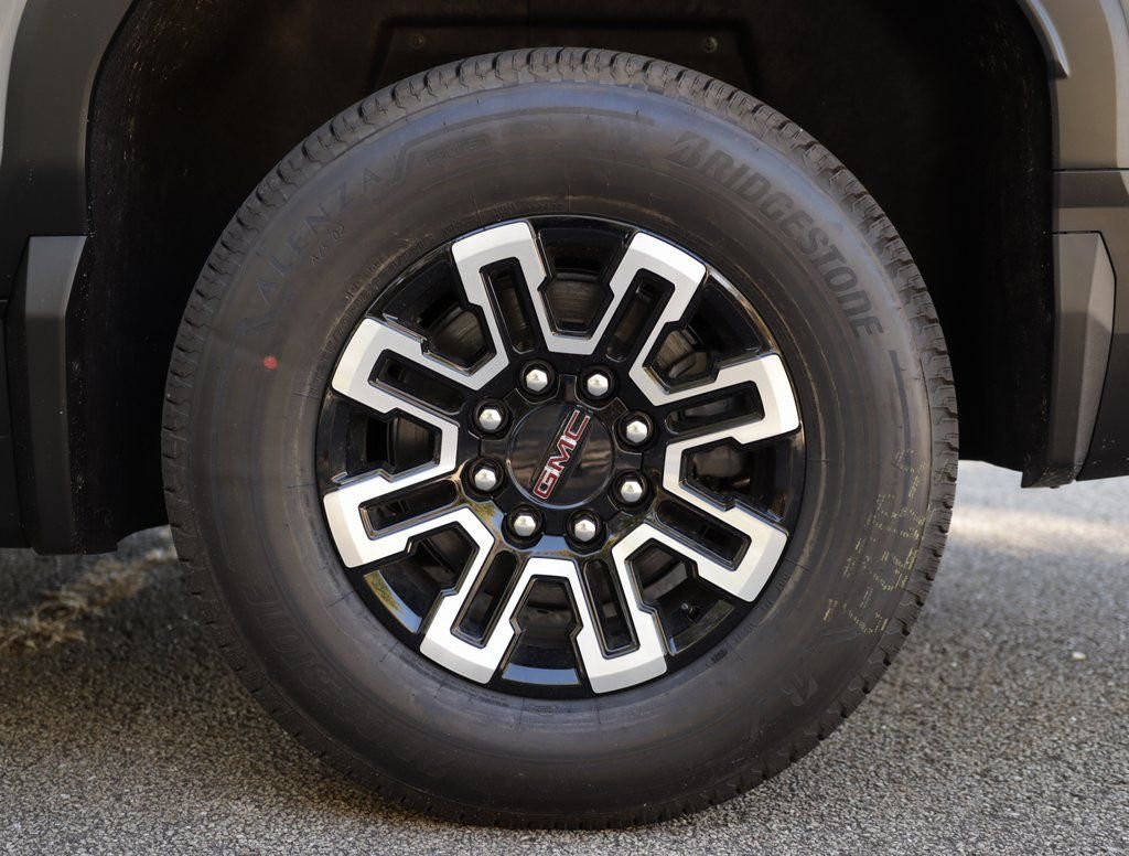2026 GMC Sierra EV Elevation - Photo 43
