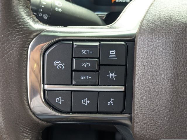 Used 2022 White Ford King Ranch image 27