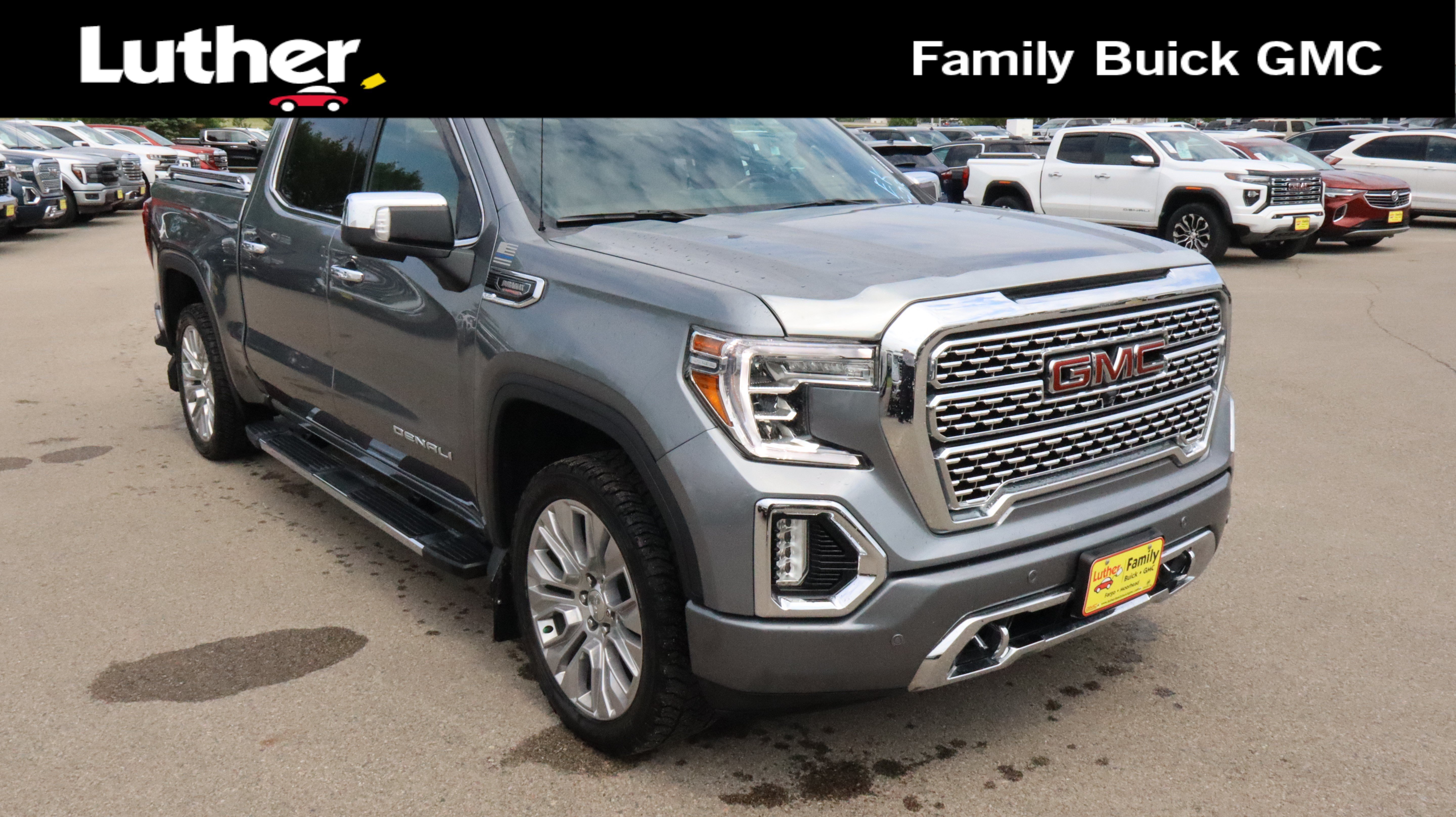 2021 GMC Sierra 4WD Crew Cab Short Box Denali's photo