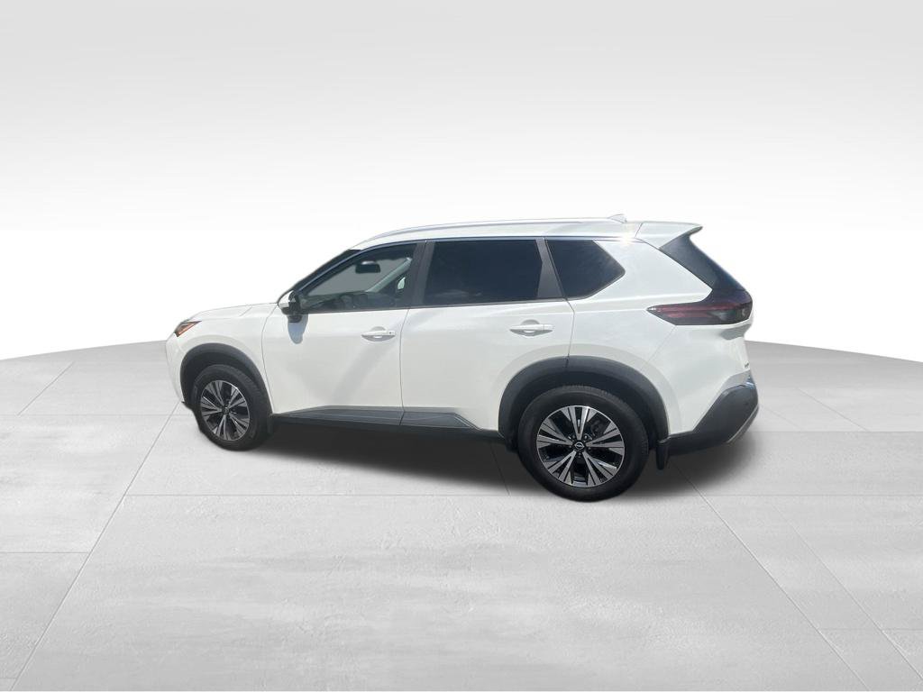 Used 2023 White Nissan SV image 29