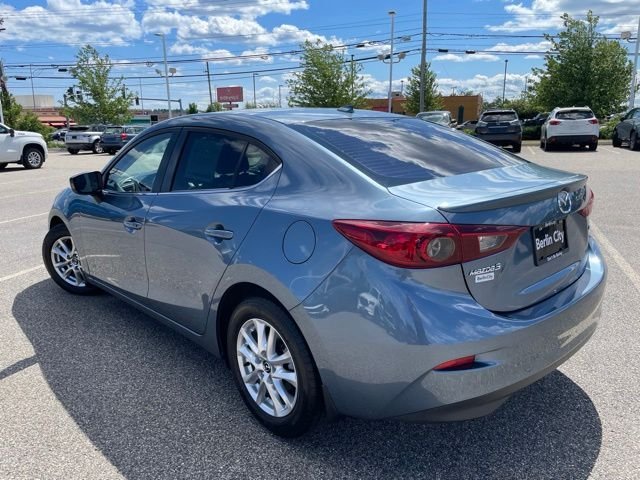 Used 2014 Blue Reflex Mica Mazda i Grand Touring image 5