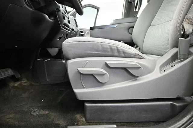 Used 2016 Silver Chevrolet LS image 15
