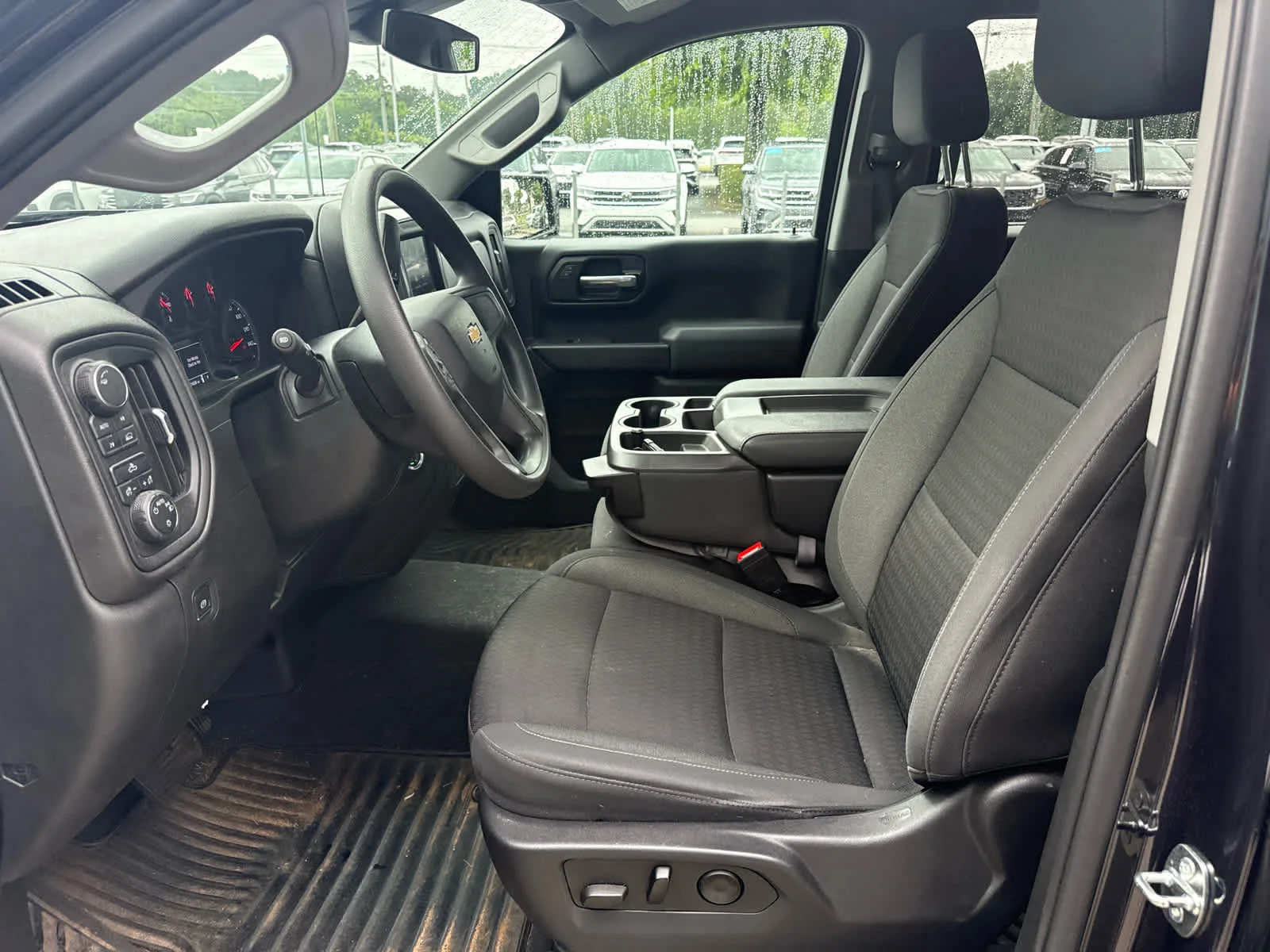 Used 2022 Dark Ash Metallic Chevrolet Custom image 17