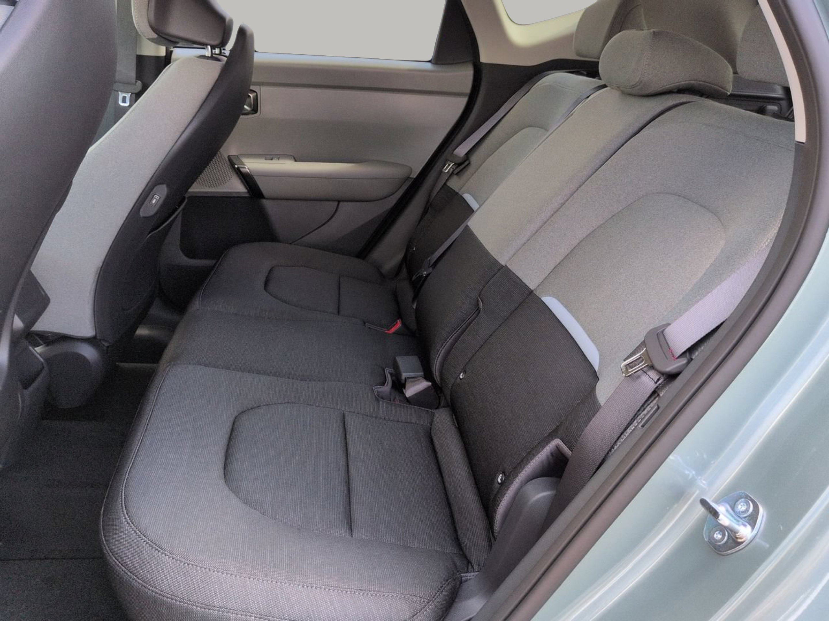 New 2027 Iceberg Green Kia S image 17