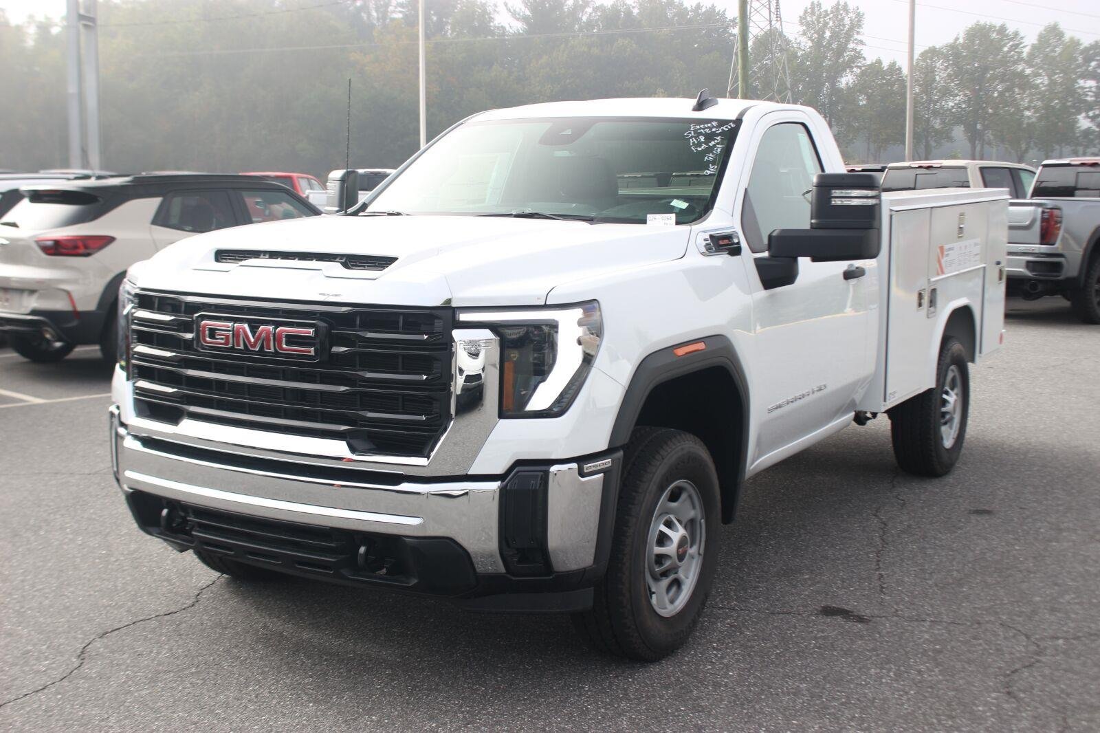 New 2026 Summit White GMC Pro image 5