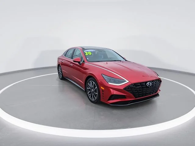Used 2020 Red Hyundai Limited image 2