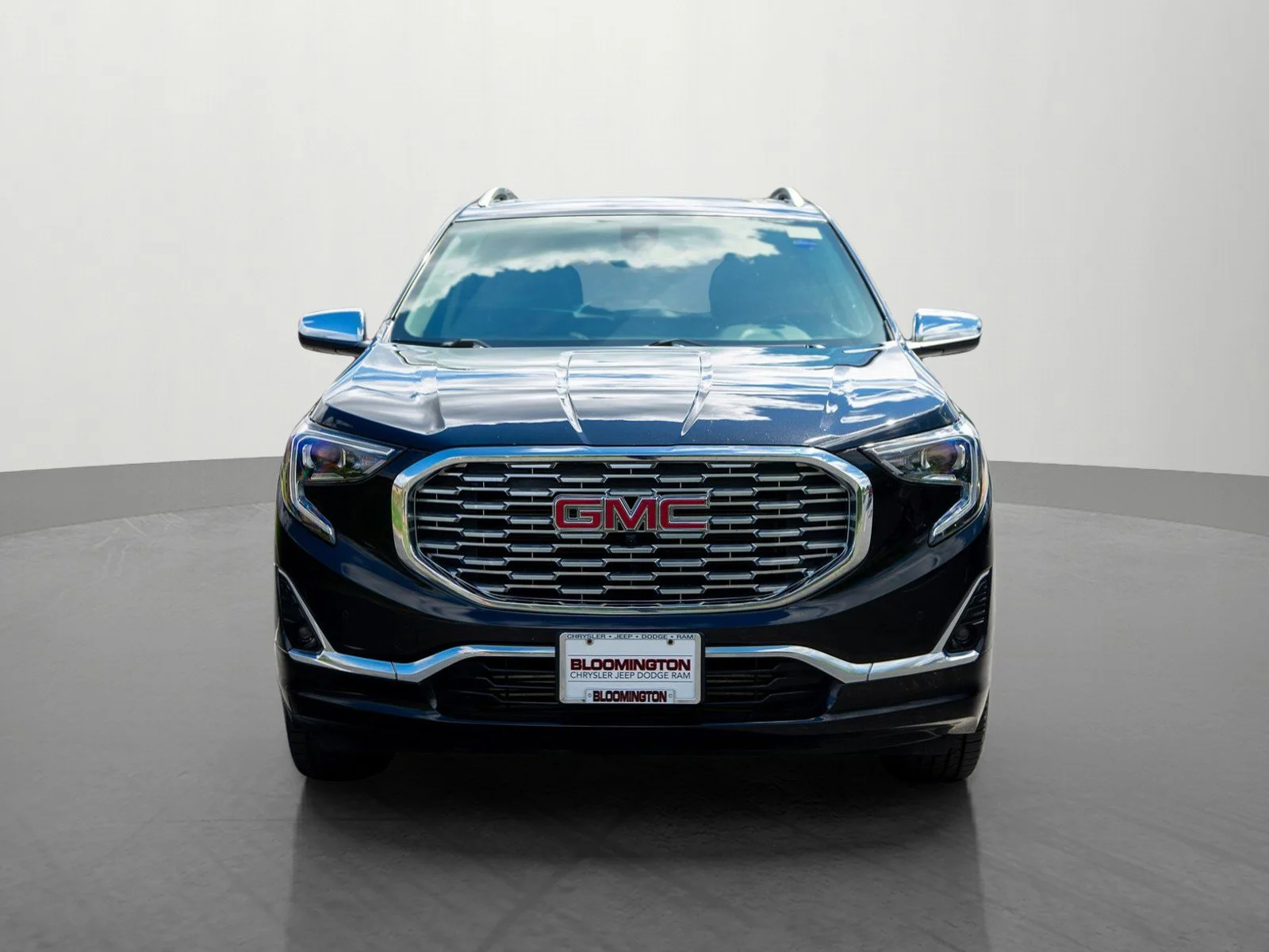 Used 2018 GMC Terrain Denali with VIN 3GKALXEX7JL265534 for sale in Minneapolis, Minnesota