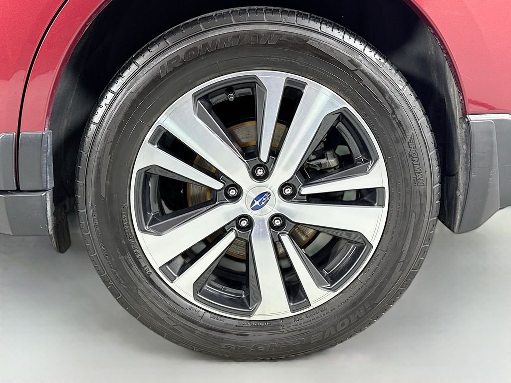 Used 2018 Red Subaru 2.5i image 33
