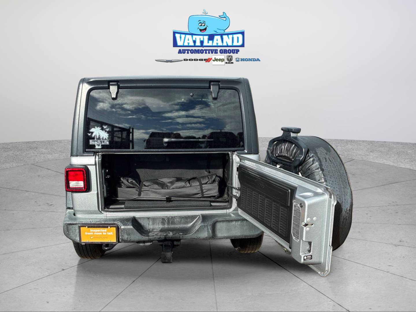 Used 2021 Silver Jeep Sport S image 33