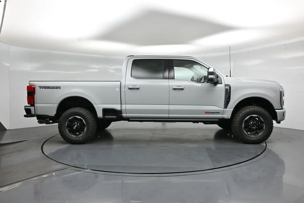New 2026 Avalanche Ford Platinum image 24