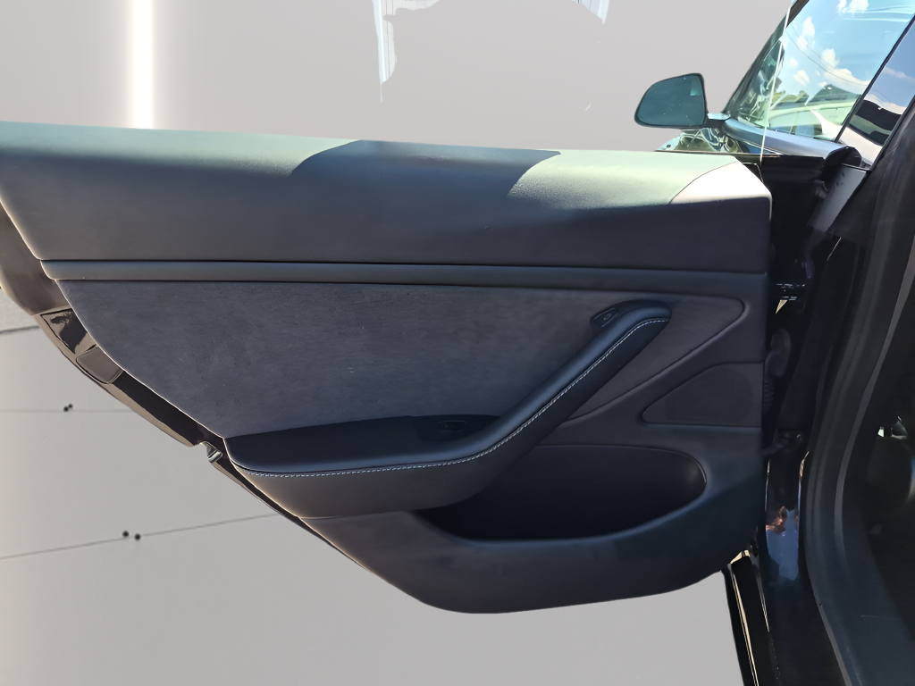 Used 2021 Black Tesla Long Range image 28