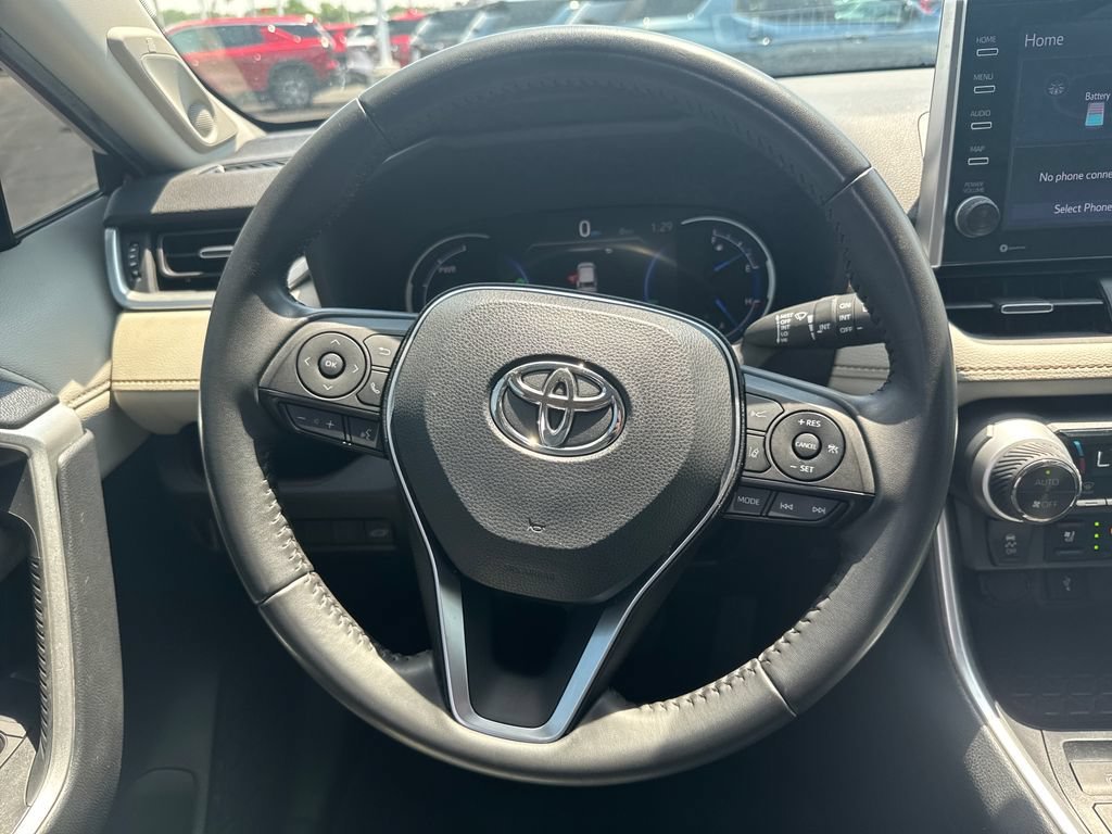 Used 2022 Red Toyota Limited image 14