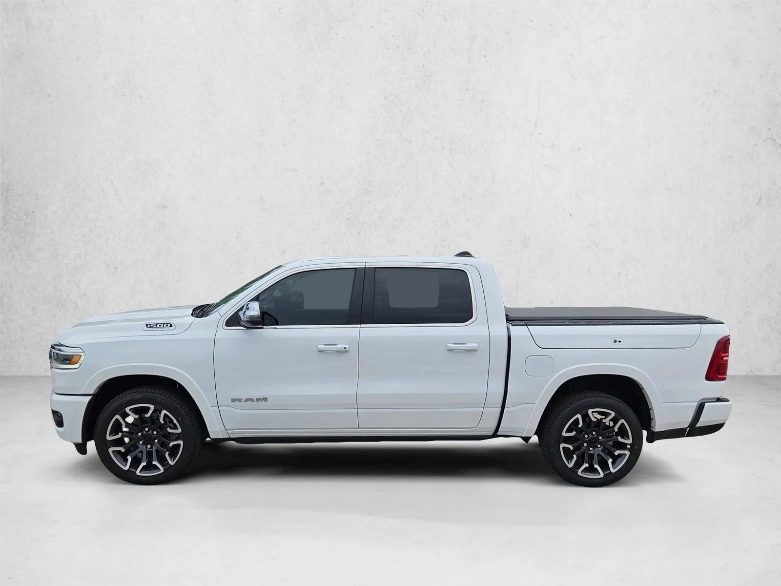 New 2026 Bright White Clear-Coat Exterior Paint RAM Longhorn image 5