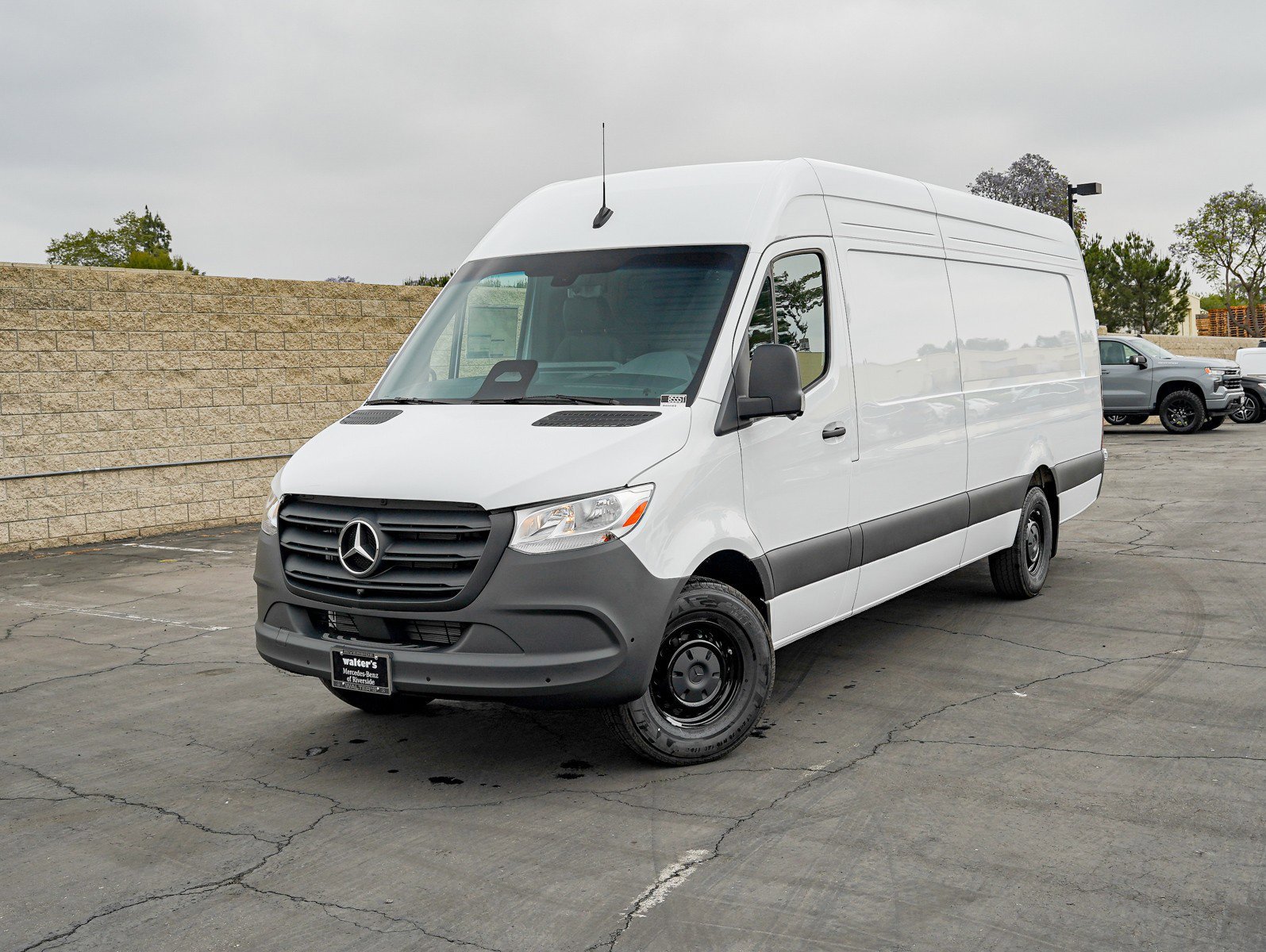 2026 Mercedes-Benz Sprinter 2500 170 Ext WB HO High Roof's photo