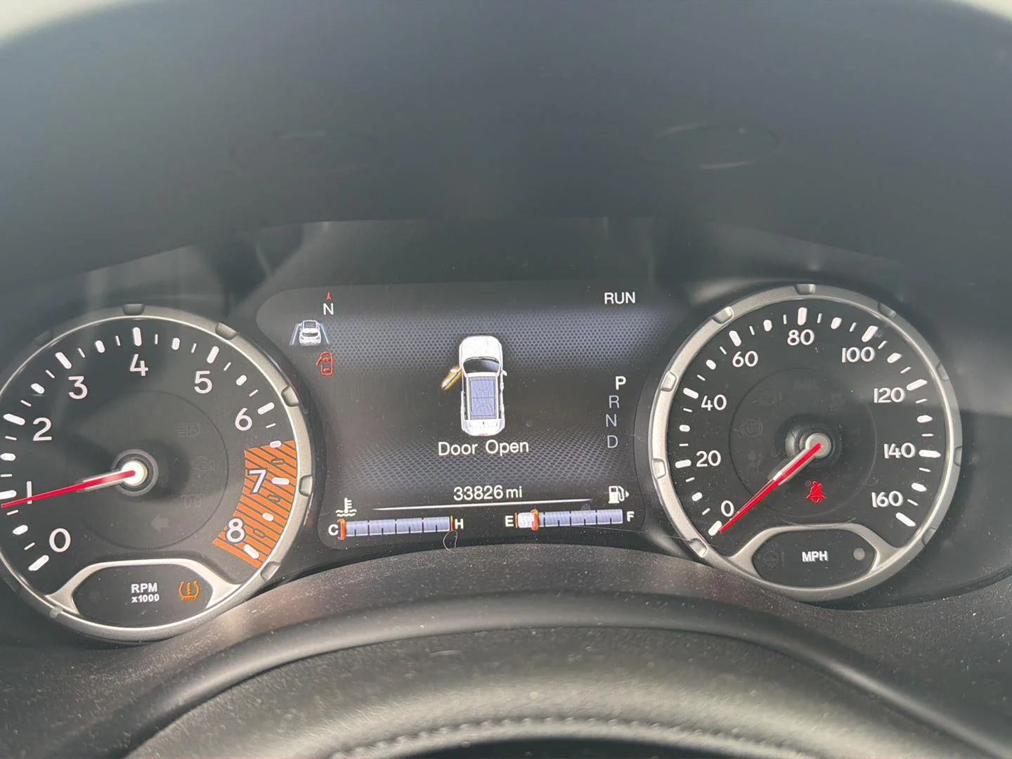 Used 2022 Alpine White Clearcoat Jeep Latitude image 10