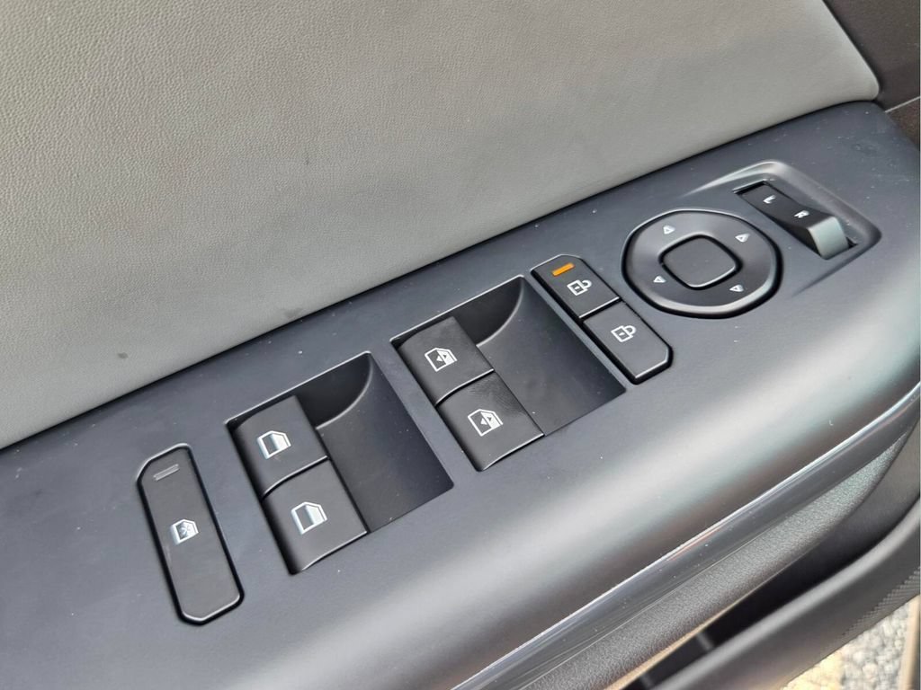 New 2026 Interstellar Gray Kia EX image 31
