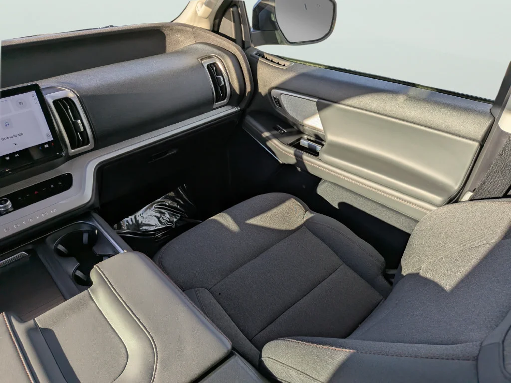 Used 2025 Black Ford Active image 16
