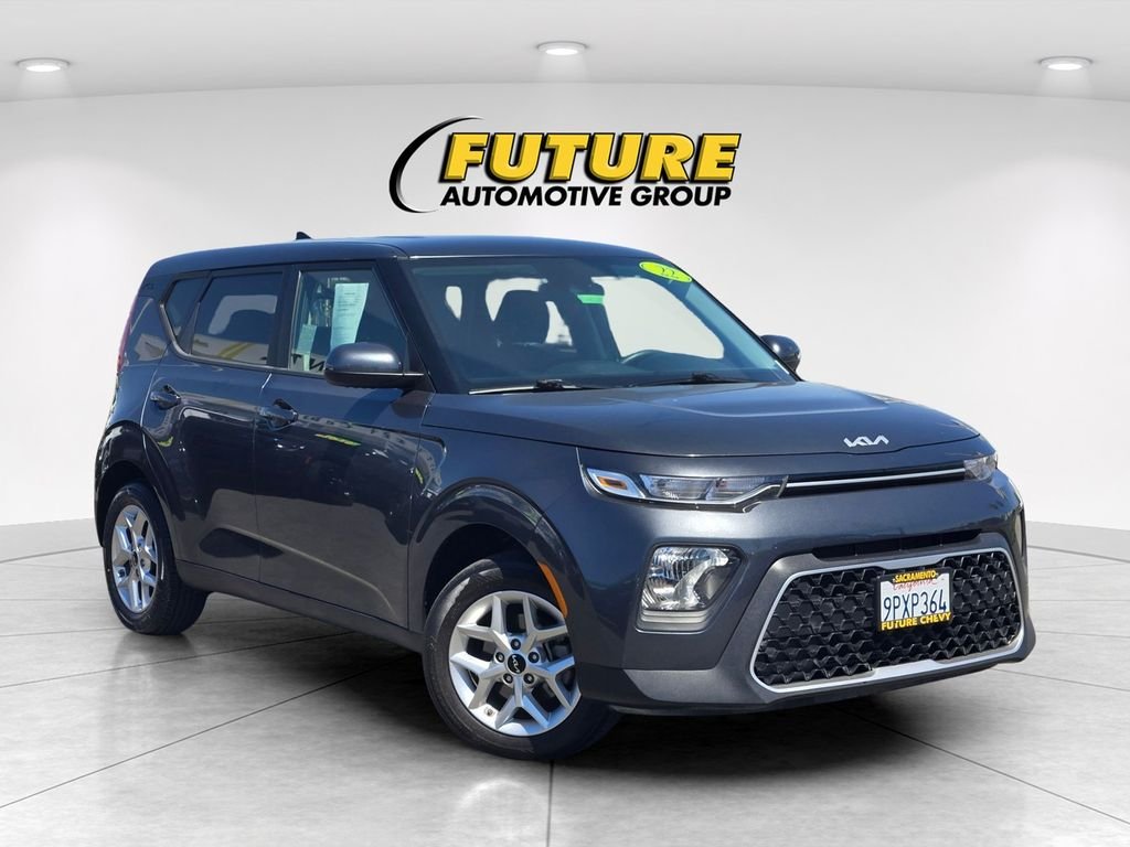 Used 2022 Gray Kia LX image 1