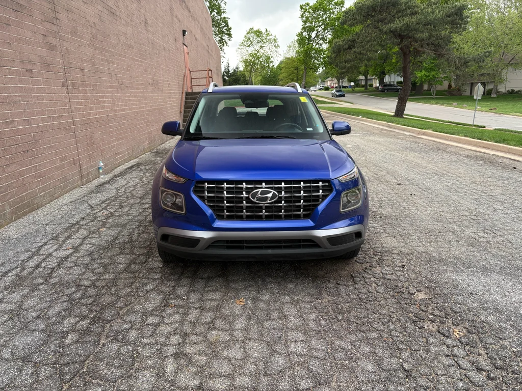 Used 2025 Intense Blue Hyundai SEL image 8