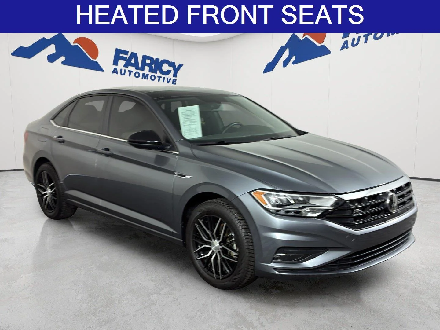 Used 2019 Platinum Gray Metallic Volkswagen R-Line image 2