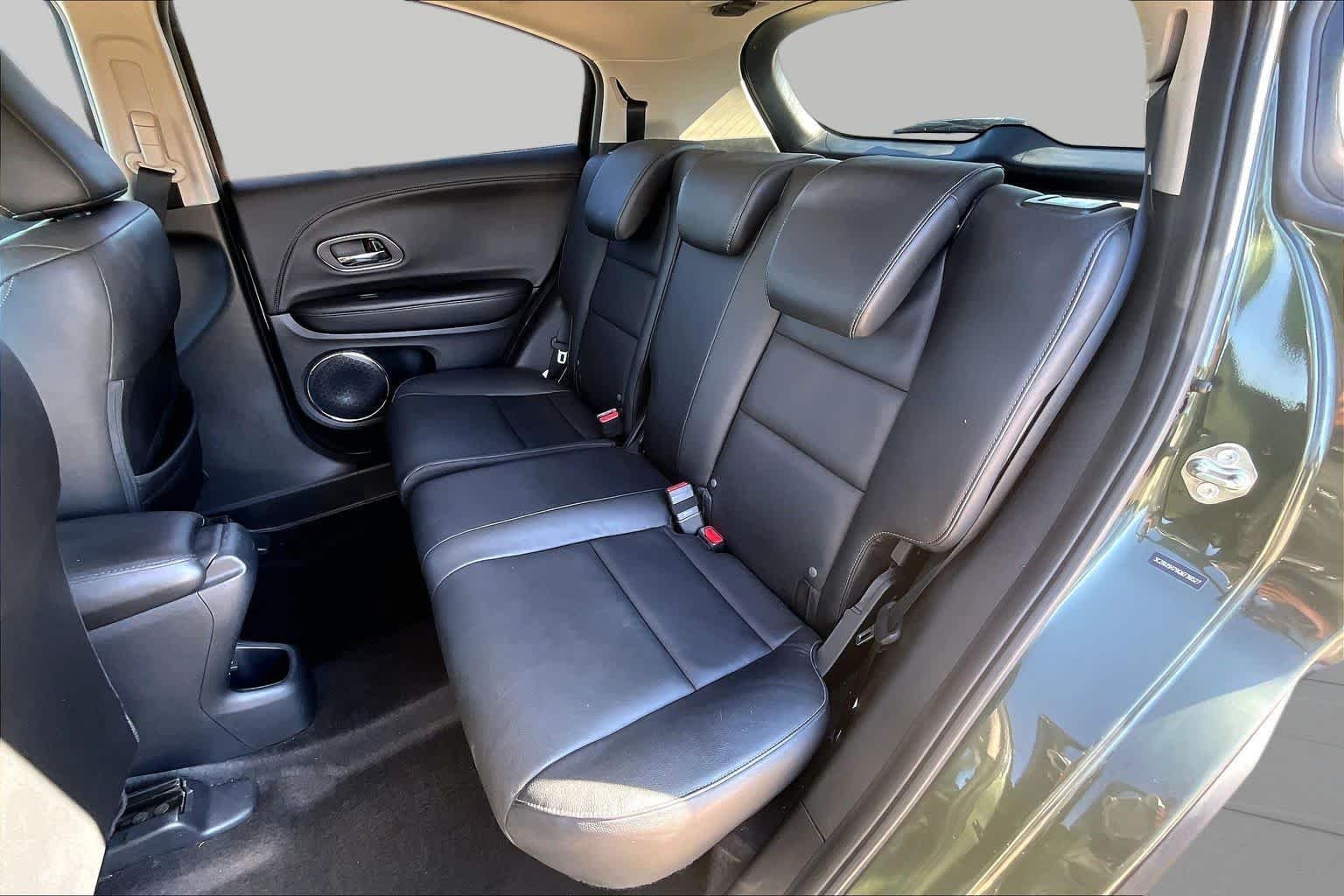 Used 2016  Honda EX-L w/Navi image 21