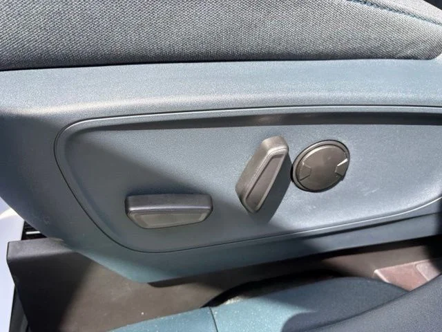 New 2026 Gray Ford XLT image 29