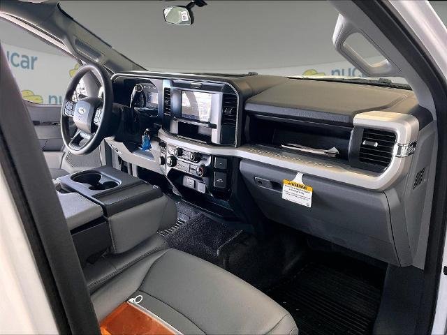New 2026 Oxford White Ford XL image 27