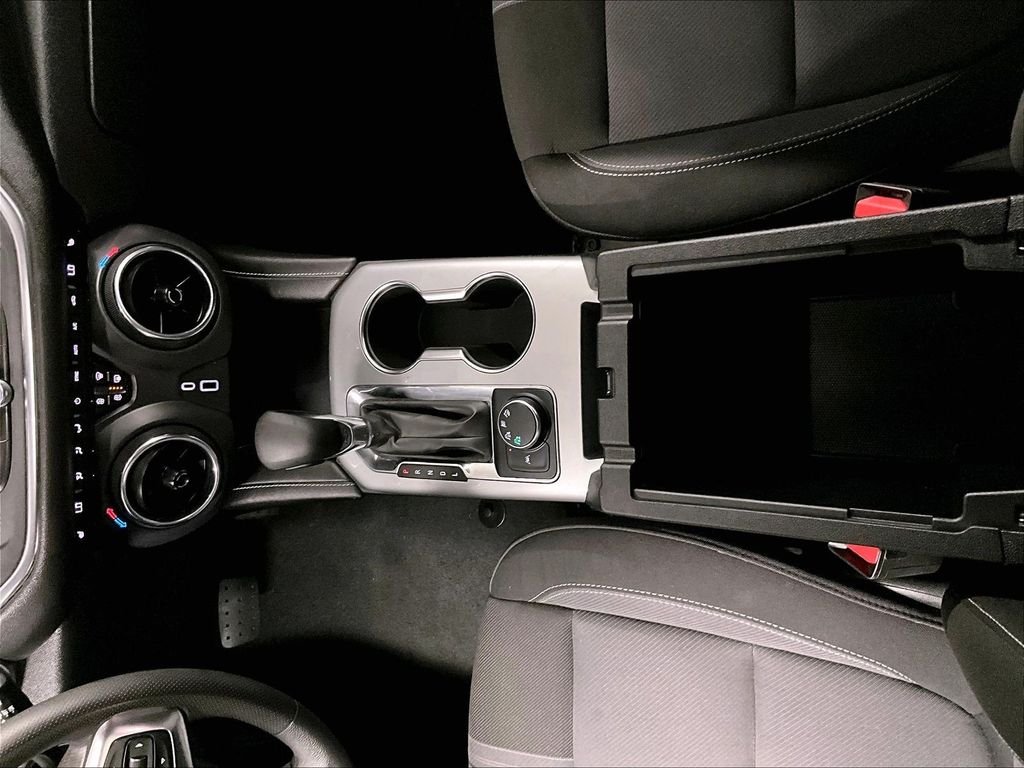 Used 2025 Gray Chevrolet LT image 26