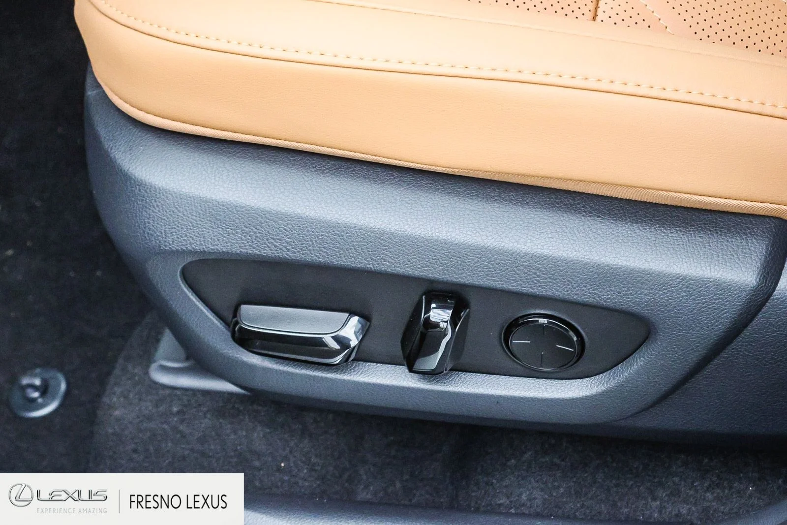 2026 Lexus NX 450h+ Luxury - Photo 21