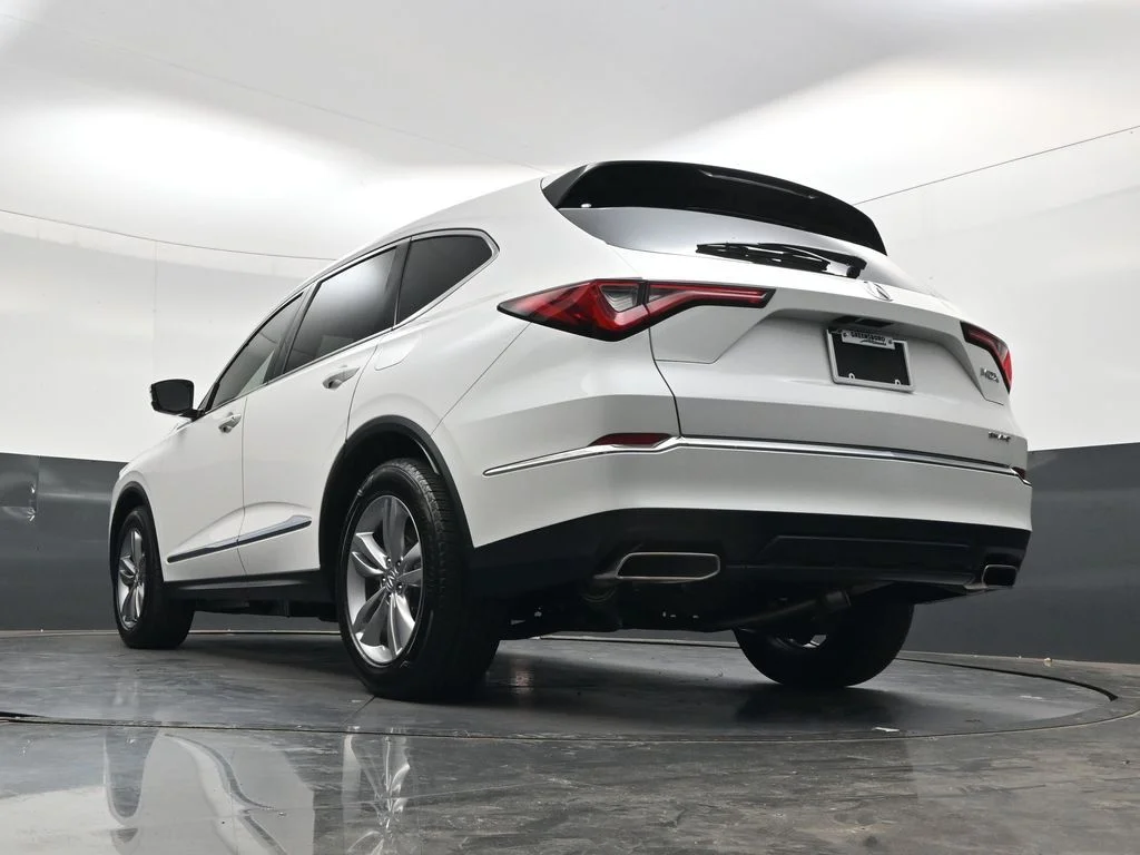 Used 2024 Platinum White Pearl Acura 3.5L image 31