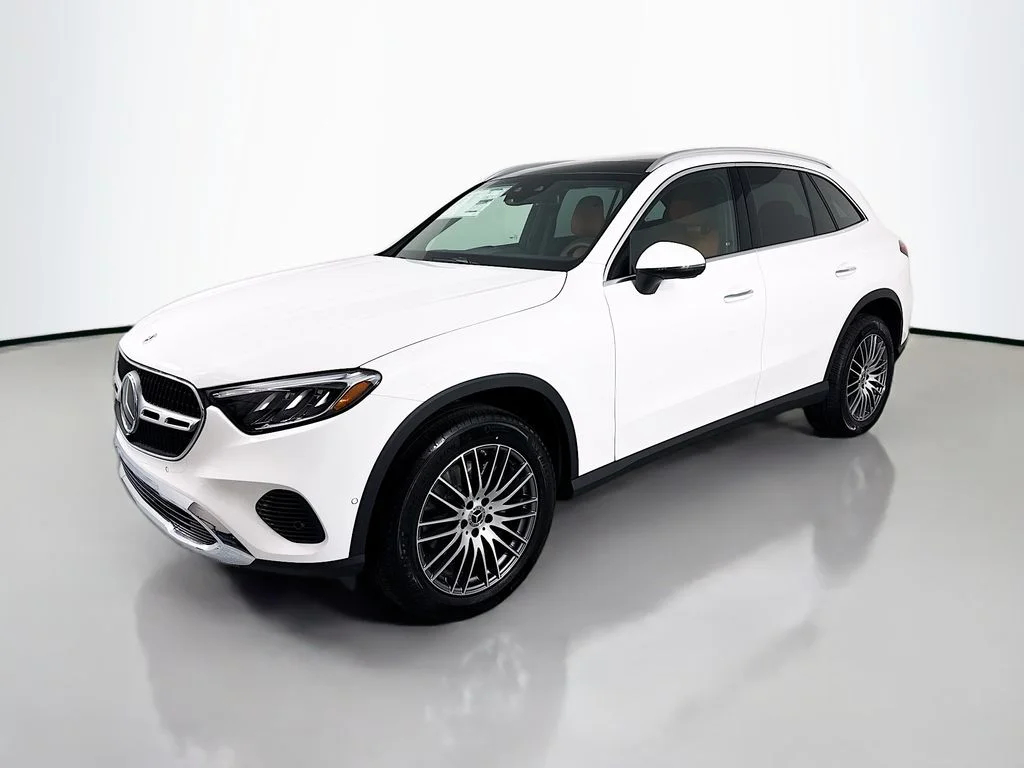 New 2026 Polar White Mercedes-Benz GLC 300 image 1