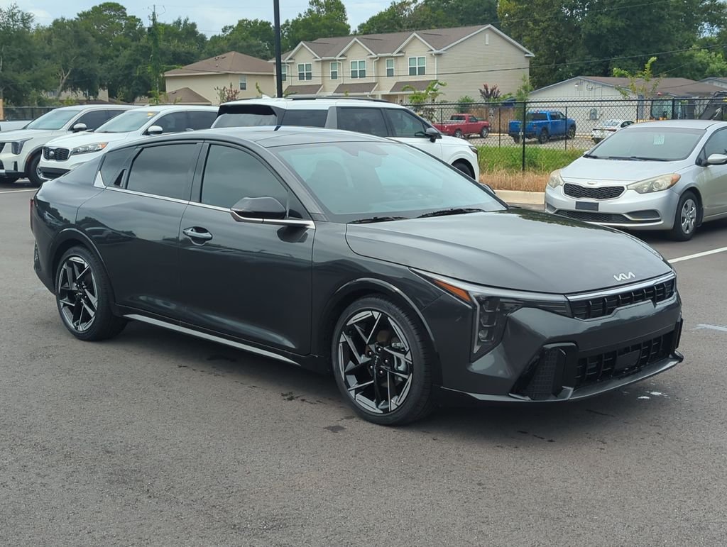 New 2026 Interstellar Gray Kia GT-Line image 9